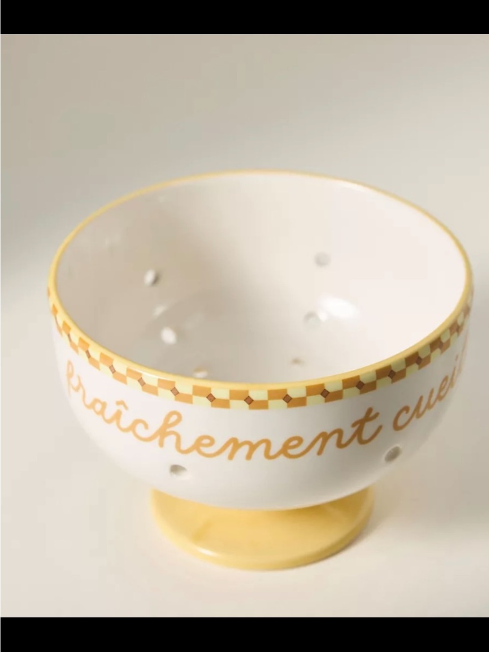 Anthropologie Cafe’ Violette Berry Basket. - Picture 3 of 4